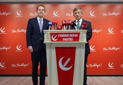 Yeni Anayasa tartışmalarına bir ret de Davutoğlu ve Erbakan'dan: 'Kişiye Özel ve Otoriter Anayasaya Hayır'