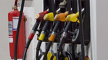 Akaryakıtta İndirim Heyecanı: Motorinin Fiyatı 90 Liraya Yaklaşacak