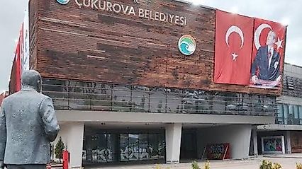 Çukurova Belediyesi'ne operasyon: 49 kişi hakkında gözaltı kararı