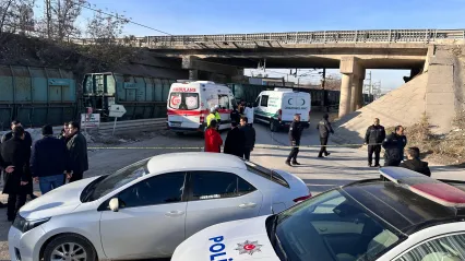 Malatya'da Yük Treni Can Aldı: Lise Son Sınıf Öğrencisi Öldü