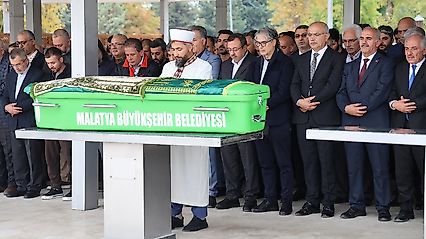 Malatya'nın Tanınmış Esnaflarından Burhan Özdemir Hayatını Kaybetti