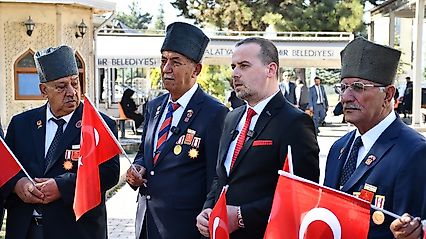 Salih Karademir'den 29 Ekim Cumhuriyet Bayramı Mesajı: 'Cumhuriyetimiz, En Kıymetli Mirasımızdır'