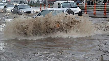 Türkiye İçin Yeni Hava Tahmini: Doğuda Sağanak, Batıda Sis ve Pus