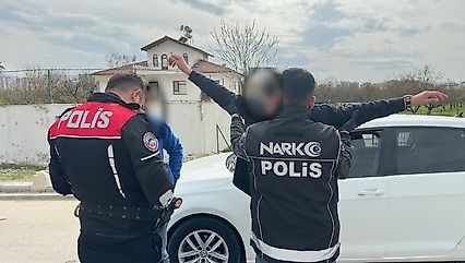 Malatya'da Okul Çevrelerinde Güvenlik Alarmı: Denetimler Sıklaştırıldı