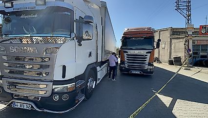 Malatya'da Tırla Dehşet: Husumetlisini İki Tır Arasında Sıkıştırdı