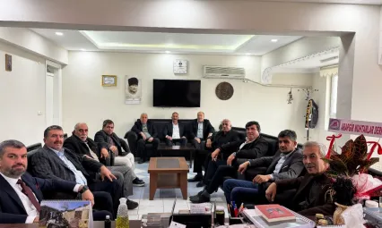 Arapgir Muhtarlar Derneği Yönetiminden Arapgir Belediyesi'ne Ziyaret