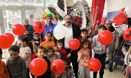 CHP Kadın Kolları Çocuklarla Buluştu: 'Her Gün Yanlarındayız'