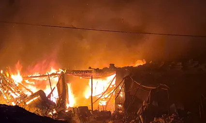 Hekimhan'da Yangın Felaketi: Ev, Traktör ve Tarım Aletleri Zarar Gördü