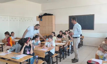 Öğretmenlerin il içi mazerete bağlı yer değiştirme başvuruları duyurusu yayımlandı