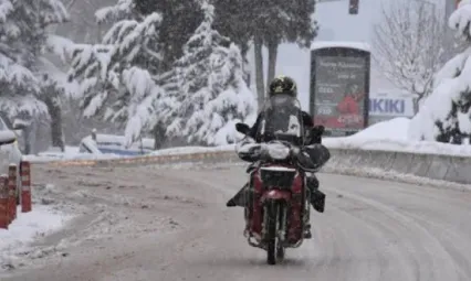 Valilikten Kar ve Don Uyarısı: Motosikletler Trafiğe Çıkamayacak