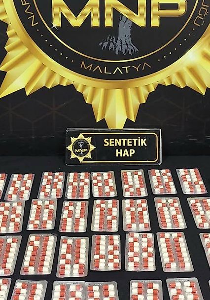Malatya'da sokak satıcılarına operasyon: 2 tutuklama
