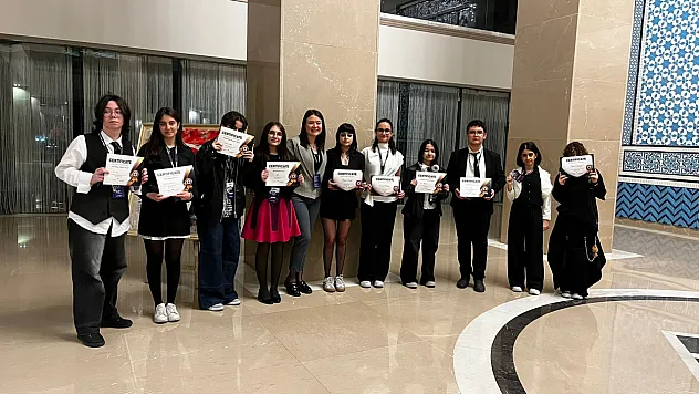 130 Öğrenci, BM Delegesi Rolünde Küresel Sorunları Tartıştı