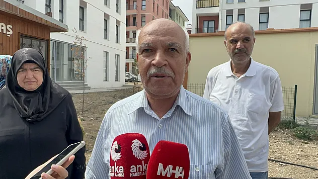 2 Bin Konutlu Zaviye'de Ulaşım İsyanı: 'Bir Buçuk Saatte Bir Otobüs Olur mu?'