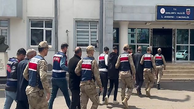 25 ilde silah kaçakçılarına operasyon: 404 gözaltı