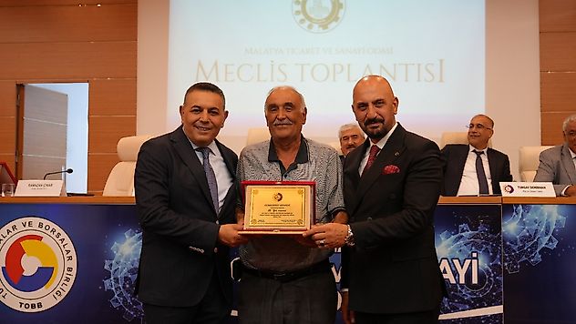 25 Yıldır Malatya Ekonomisine Katkı Sunan Firmalara Anlamlı Ödül