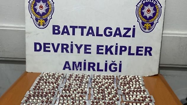 591 adet Sentetik Ecza ele geçirildi