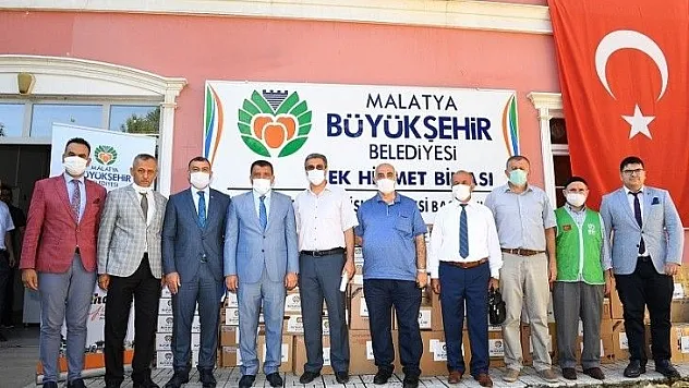 656 kişi muayene edildi, 55 bin 846 kutu ilaç yardımı yapıldı