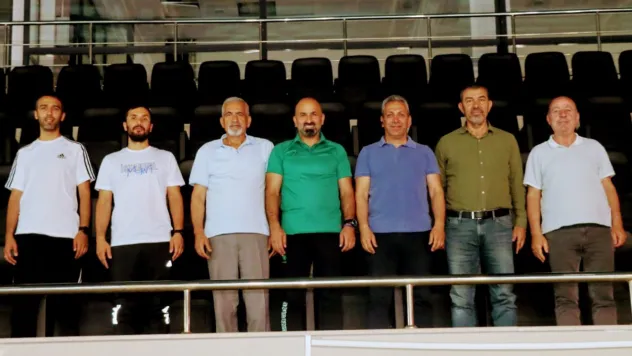 7-13+ Yaş Yeşilyurt Kaymakamlık Yüzme Şenliği Coşkuyla Gerçekleşti