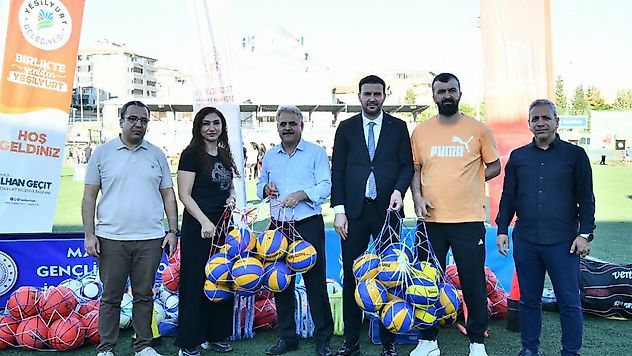 81 İlde Eş Zamanlı Başladı: Yeşilyurt'ta Spor ve Eğlence Buluştu