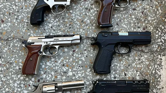 81 ilde silah kaçakçılığı operasyonu: 1878 şüpheli hakkında işlem yapıldı