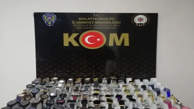 97 Adet Gümrük Kaçağı Kol Saatlere el konuldu