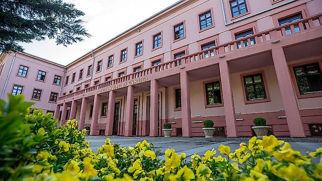 Adalet Bakanlığı 900 icra kâtibi alacak