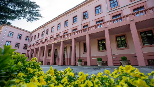 Adalet Bakanlığı Personeline 99 Bin 500 TL Promosyon