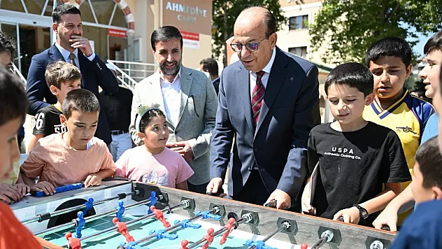 Ahmediye Camii'nde Yaz Kur'an Kursuna Eğlence ve Spor Dolu Ziyaret