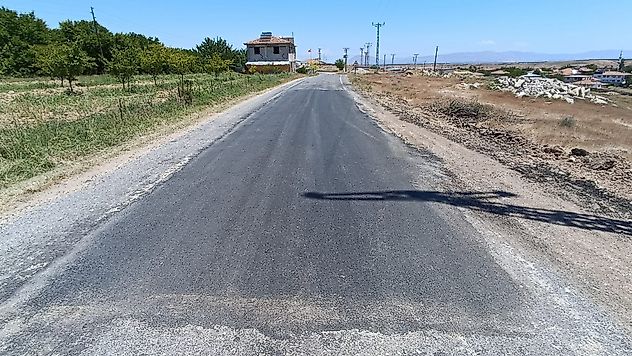 Akçadağ'da Yol Ağları Yenileniyor
