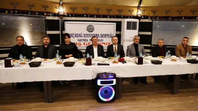 Akçadağ Dayanışma Derneği'nin Yönetim Kurulu Toplantısı Yoğun Katılımla Gerçekleşti