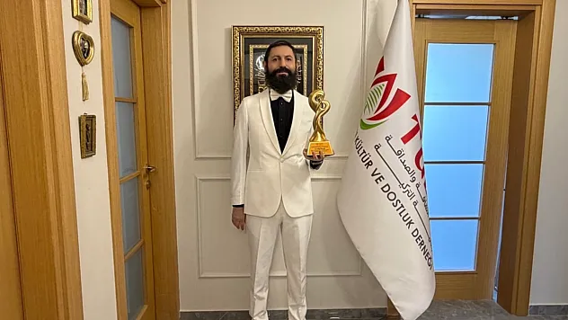 Akif Manaf'ın Barış Çalışmalarına Bir Uluslararası Ödül Daha