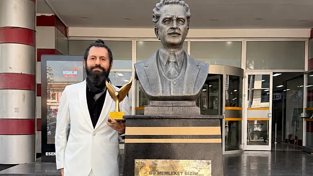 'Akif Manaf Sağlık ve Barış Ödülü' Nâzım Hikmet'in Anısına İthaf Edildi