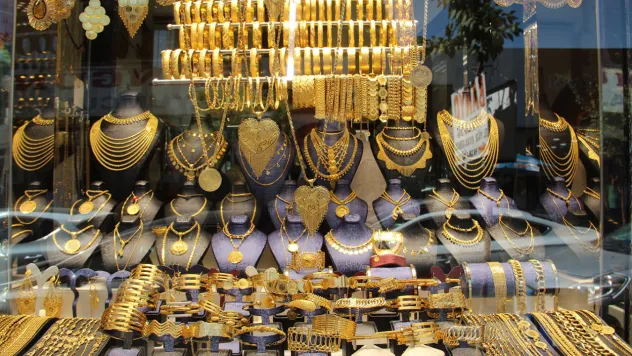 Altın 5 bin TL'ye gidiyor: Kuyumculardan kritik uyarı!