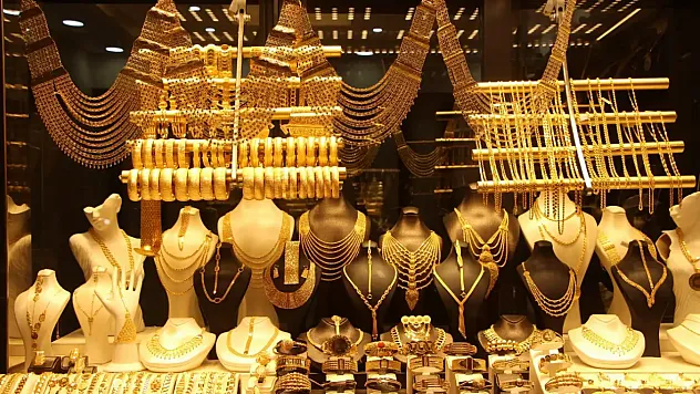 Altın yılın ilk 9 ayında rekor üstüne rekor kırdı