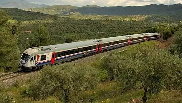 Ankara – Elmadağ Bölgesel Treni Yola Çıkıyor