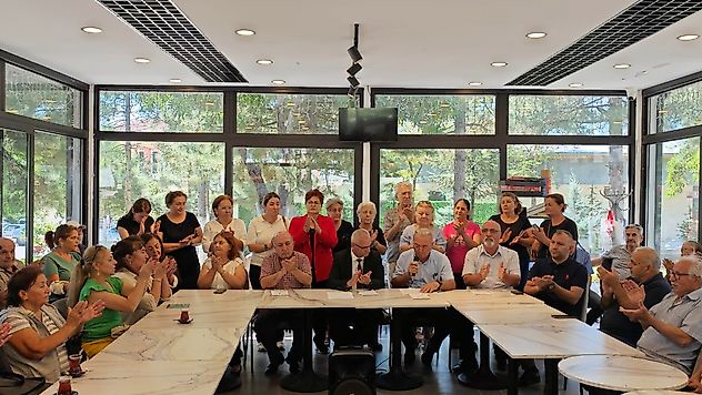 Arguvan Belediye Başkanı ve Meclis Üyeleri CHP'den İstifa Edip Yeni Partiye Katıldı