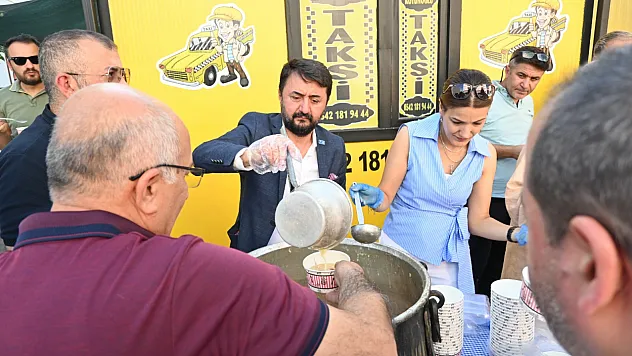 Aşure İkramıyla Birlik ve Beraberlik Mesajı Verildi