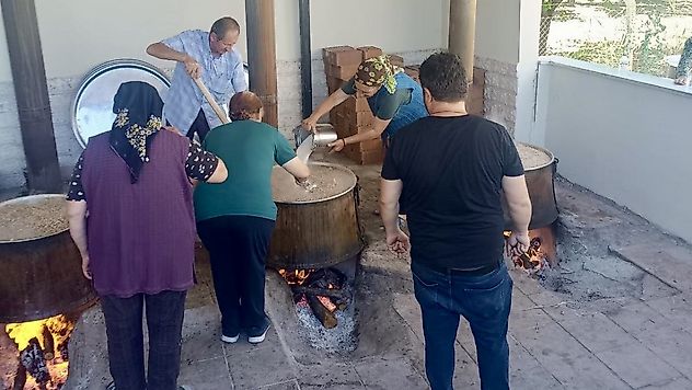 Aşure Kazanı Paylaşım İçin Kaynadı: Malatya'da Anlamlı Etkinlik