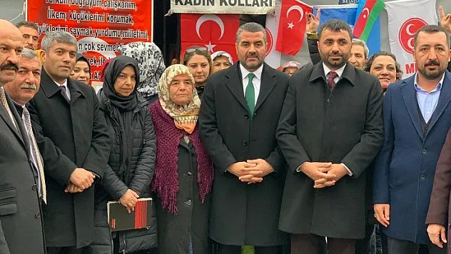 Avşar: Al bayraktan gök bayrağa selam olsun