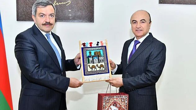 Azerbaycan Üniversiteleri ile Yeni İş Birlikleri ve Ortak Kongre