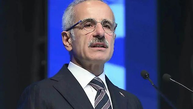 Bakan Uraloğlu: Bayramda bin 506 ek uçak seferi planlandı