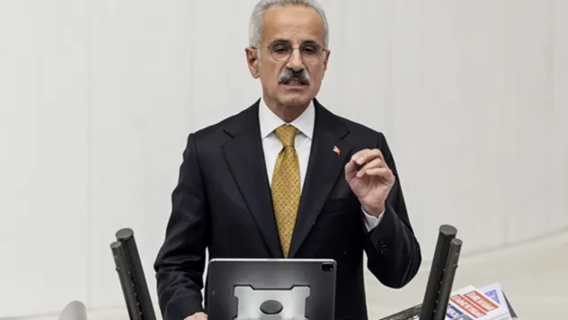 Bakan Uraloğlu, TBMM Genel Kurulu'nda Bakanlığının 2026 yılı bütçesini sundu