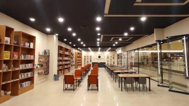 Bakanlıktan Bir 'Avm Kütüphanesi'' Daha