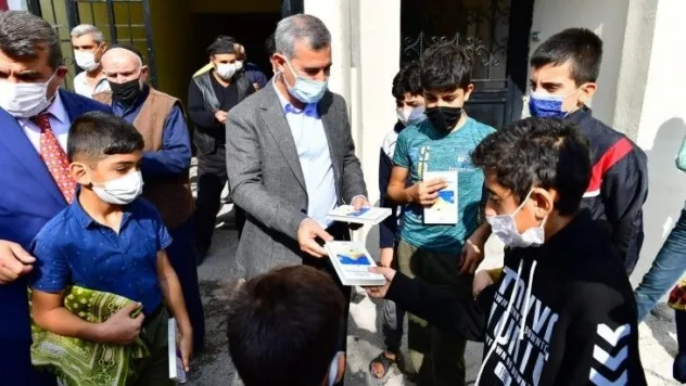 Başkan Çınar, Mevlid-İ Nebi Haftası Nedeniyle Kiltepe Yeni Cami'de Vatandaşlarla Biraraya Geldi