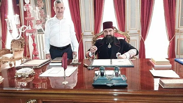Başkan Çınar, Trt-1'de Yayımlanan 'Payitaht-Abdulhamid' Dizi Setini Ziyaret Etti