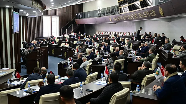 Başkan Er, '2025 Yılını Malatya'nın Ayağa Kalkmış Yılı Olarak Görüyoruz'
