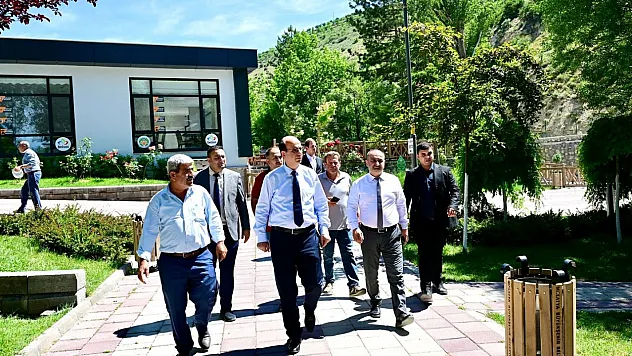 Başkan Geçit, Horata, Banazı Ve Konak'ta Devam Eden Yatırımları İnceledi