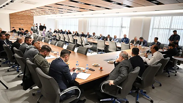 Başkan Geçit, Mahalle Muhtarlarıyla İstişare Toplantılarına Başladı