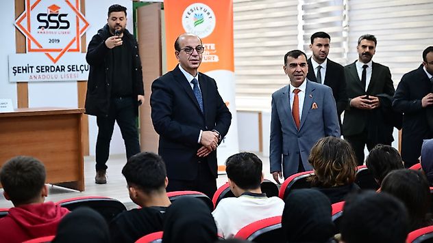 Başkan Geçit Öğrencilerle Buluştu: 'Hedefiniz Olsun, Çok Çalışın'
