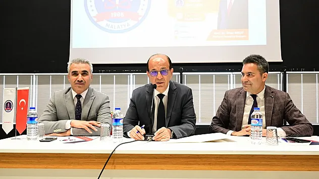 Başkan Geçit, Tecrübelerini Öğrencilerle Paylaştı